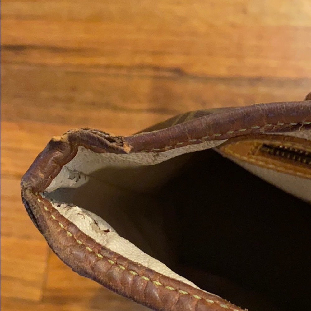 Louis Vuitton Bucket - Picture 7 of 14